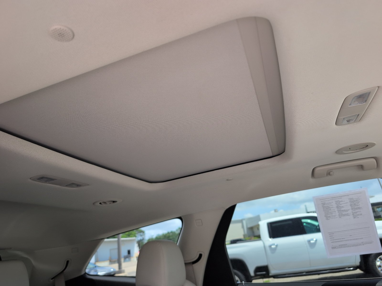 Used 2023 Buick Enclave Essence w/ Experience Buick Package FWD image 32