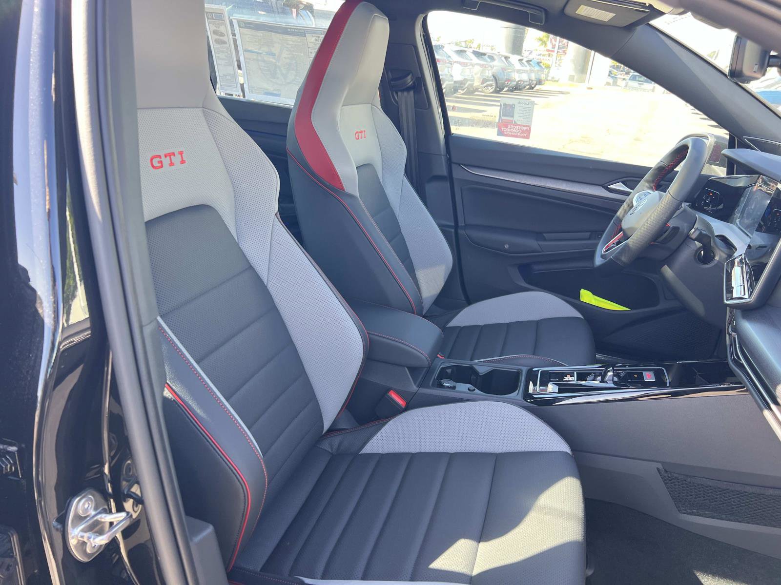 New 2026 Volkswagen GTI SE FWD image 33