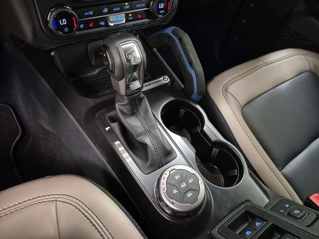 Used 2024 Ford Bronco Wildtrak image 16