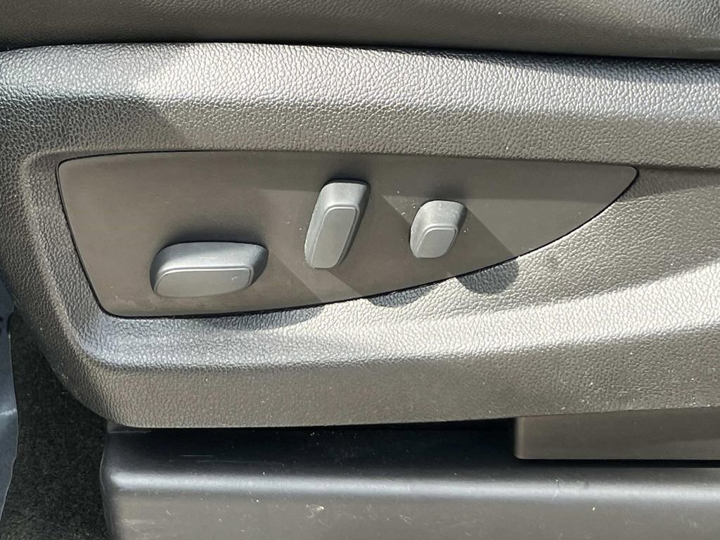 Used 2017 Chevrolet Tahoe Premier image 28