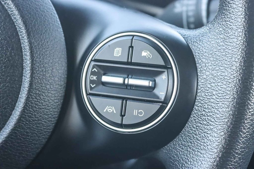 Used 2023 Kia Soul LX w/ LX Technology Package image 20