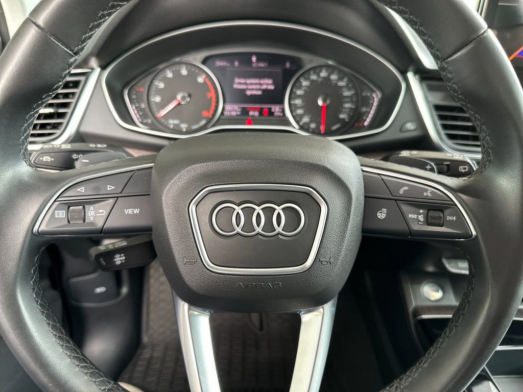 Used 2022 Audi Q5 2.0T Premium w/ Convenience Package image 22