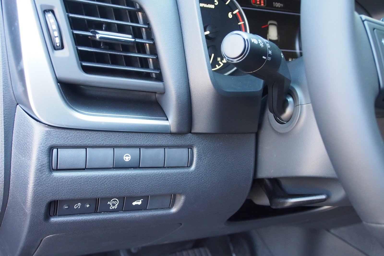 New 2026 Nissan Rogue Dark Armor FWD image 20