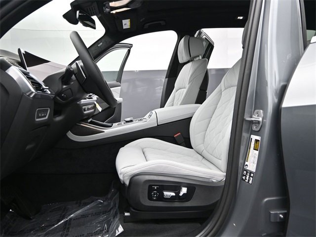 New 2026 BMW X7 xDrive40i image 12