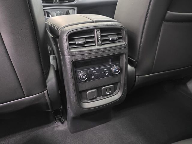 Used 2019 Buick Envision Essence image 37