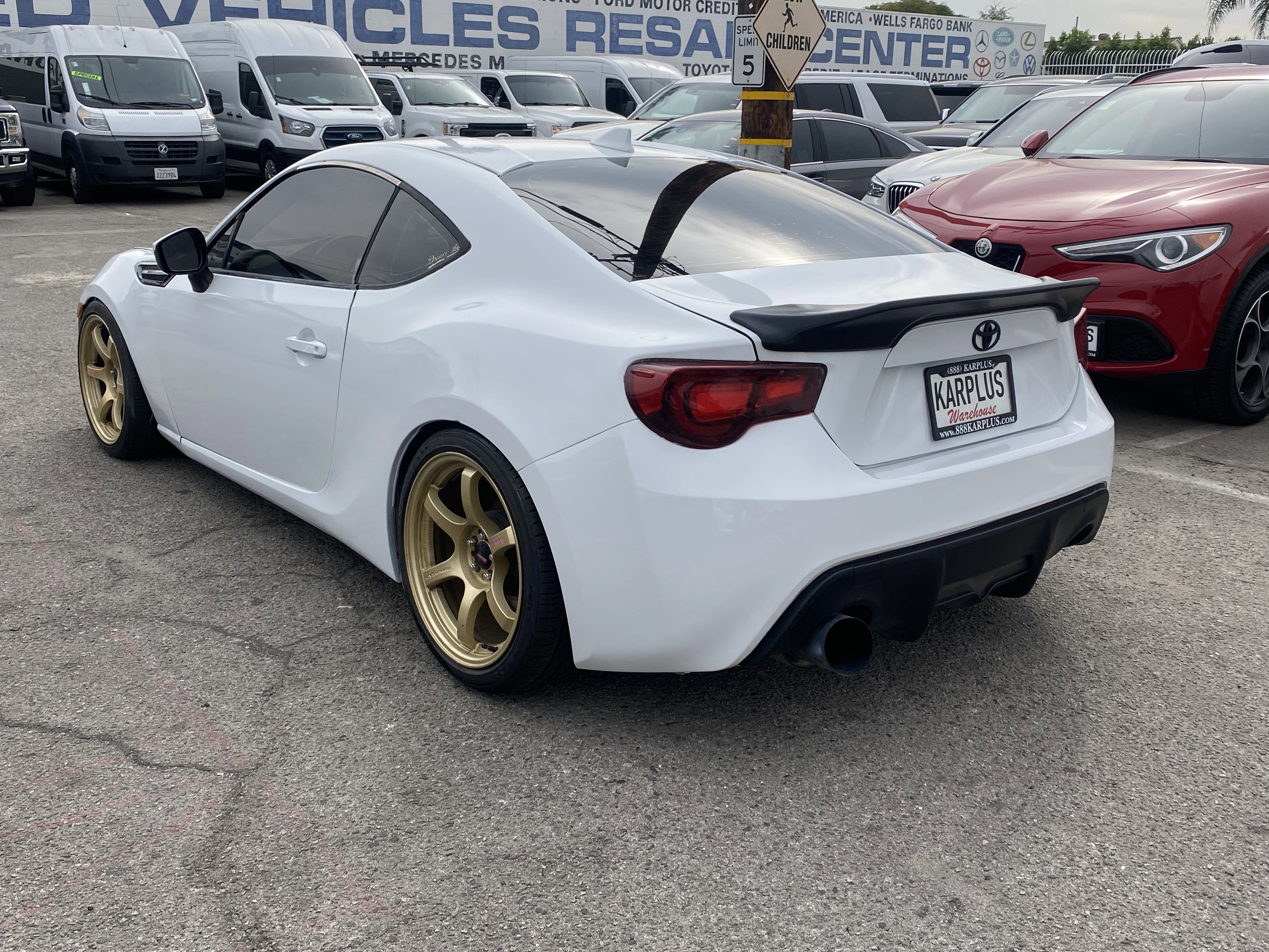 Used 2015 Scion FR-S image 9