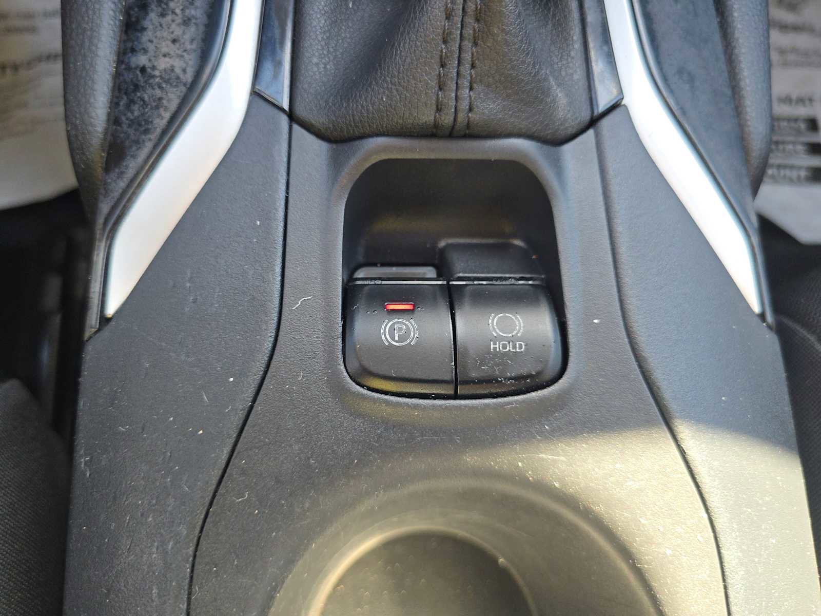 Used 2023 Toyota Corolla Cross LE image 33