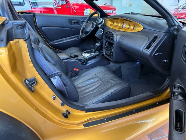 Used 2002 Chrysler Prowler RWD image 32