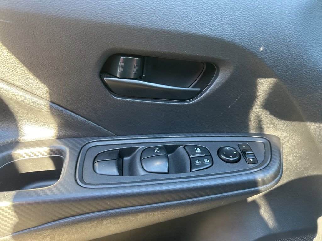Used 2021 Nissan Versa S image 18
