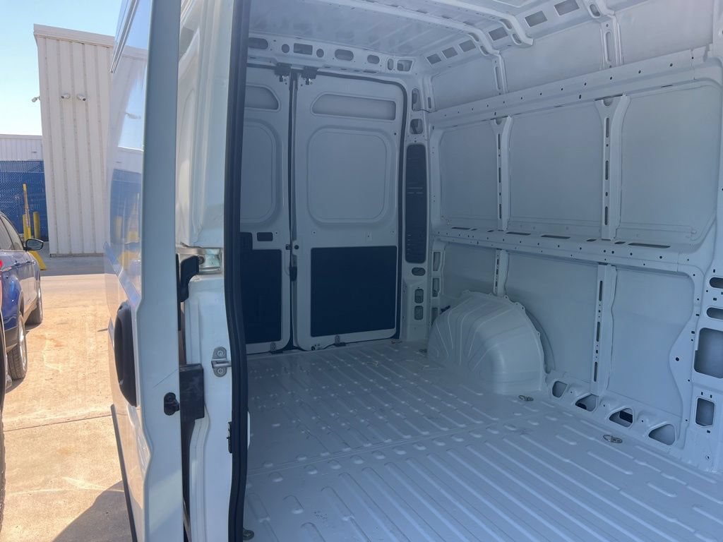 New 2026 RAM ProMaster 2500 w/ Convenience Group FWD image 8