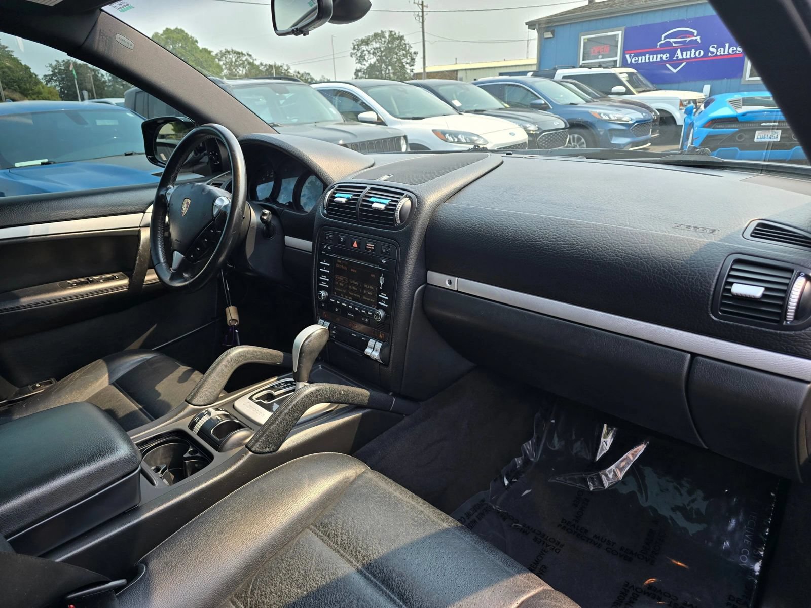 Used 2010 Porsche Cayenne AWD/4WD image 10