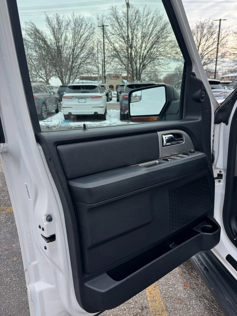 Used 2017 Ford Expedition XLT w/ Equipment Group 202A image 15