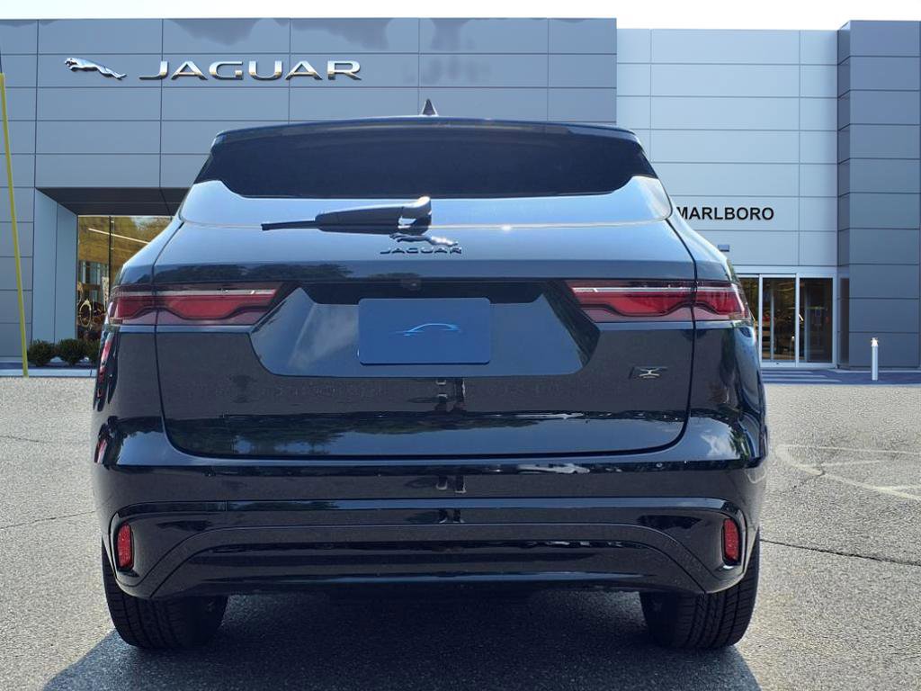 New 2026 Jaguar F-PACE R-Dynamic S image 7
