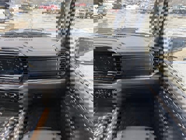 Used 2024 Chevrolet Silverado 1500 LT Trail Boss w/ Convenience Package II image 4