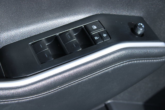 Used 2024 Toyota Highlander XSE FWD image 10