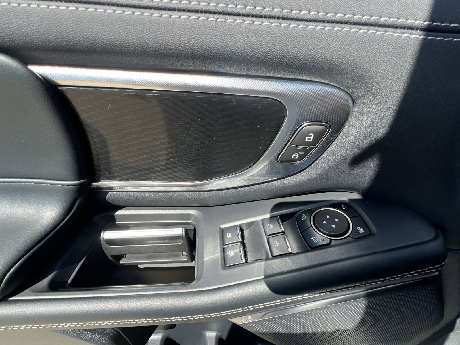 New 2026 Ford Expedition Max Platinum w/ Stealth Appearance Package image 23