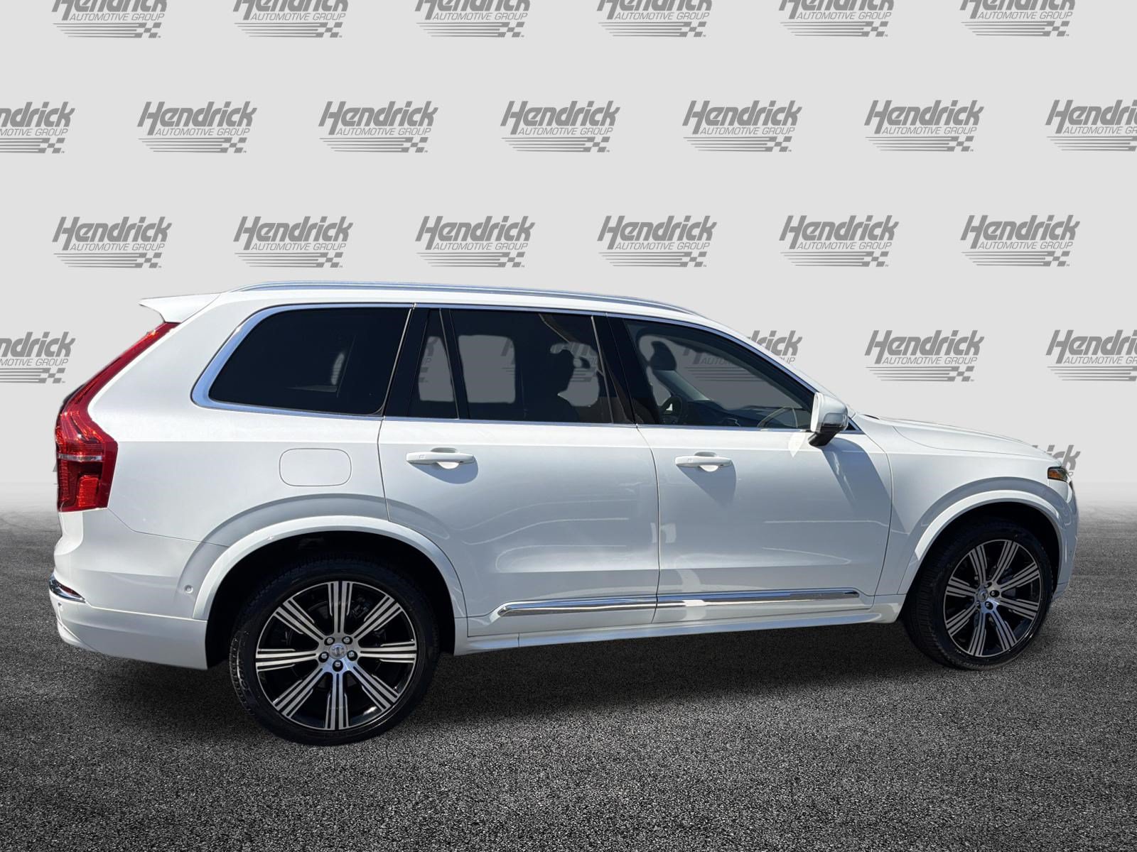 Certified 2024 Volvo XC90 T8 Ultimate w/ Protection Package Premier AWD/4WD image 11