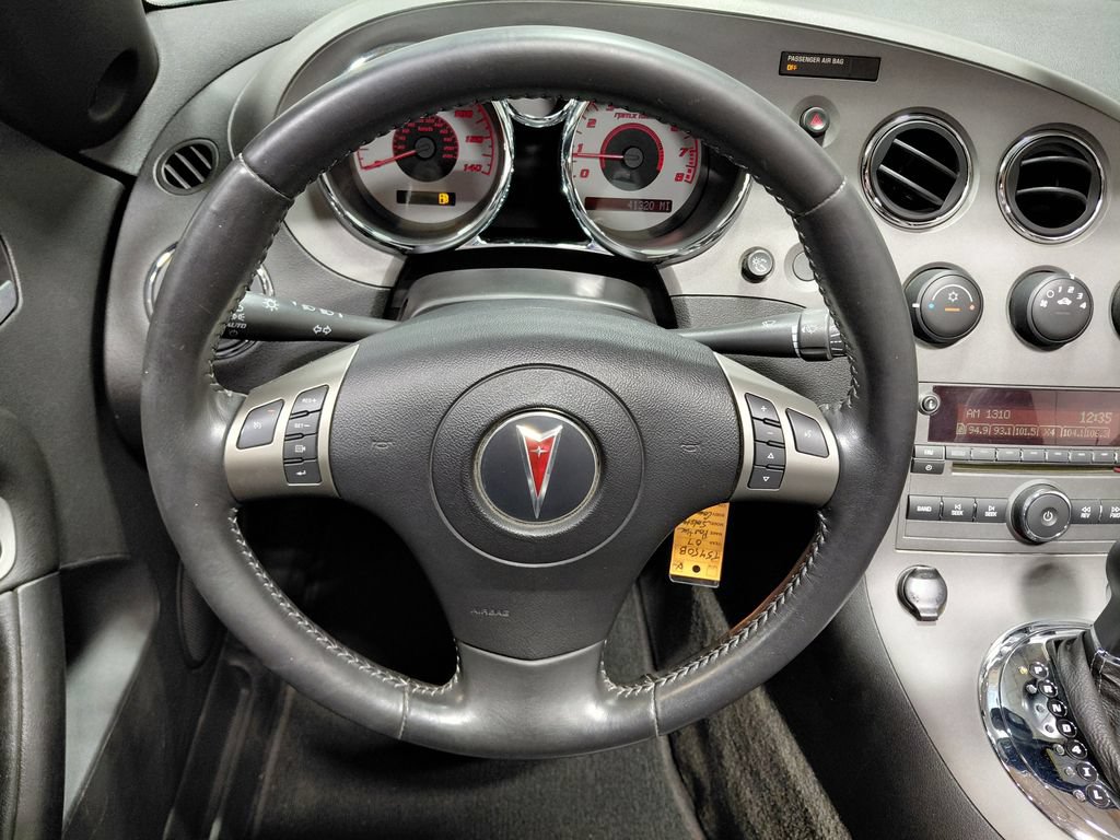 Used 2007 Pontiac Solstice Convertible w/ Premium Package RWD image 29
