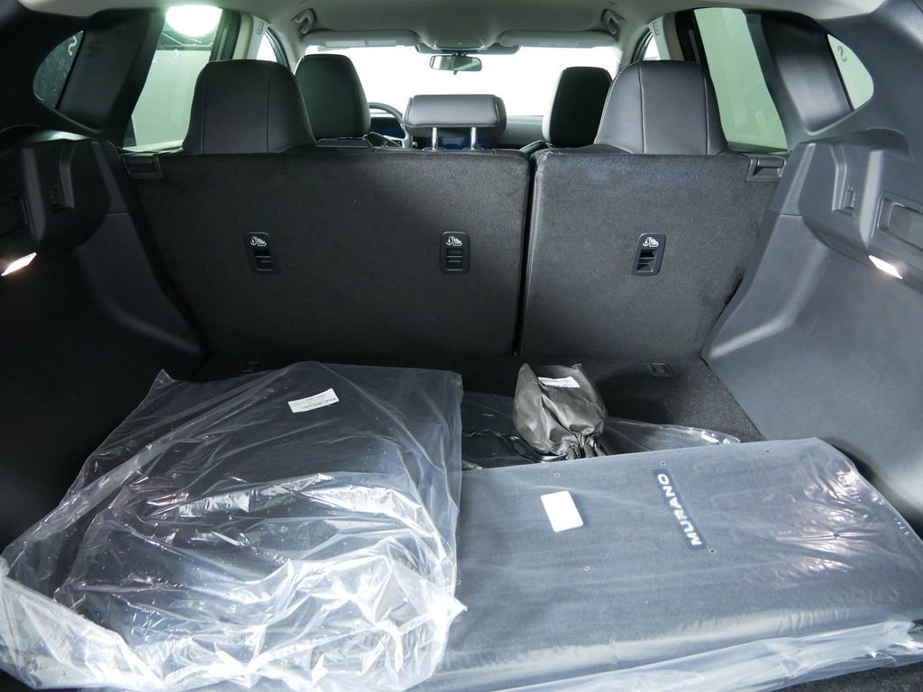 New 2026 Nissan Murano SV image 17