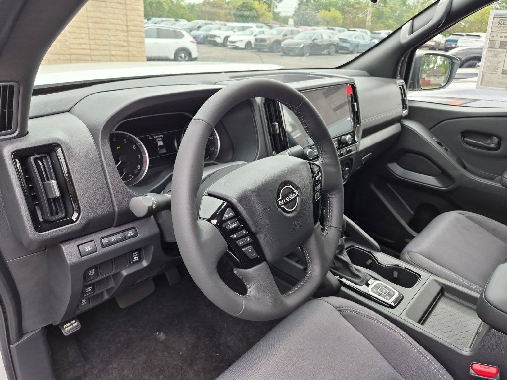 New 2027 Nissan Frontier SV w/ SV Convenience Package AWD/4WD image 5