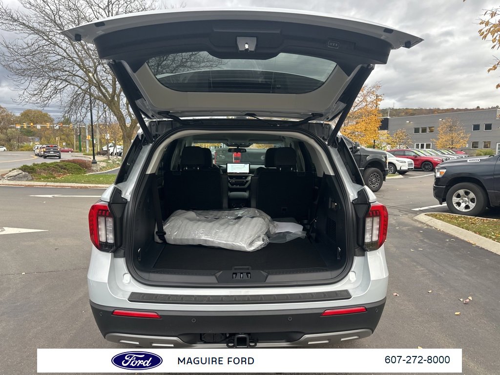 New 2026 Ford Explorer Active w/ Active Comfort Package image 8