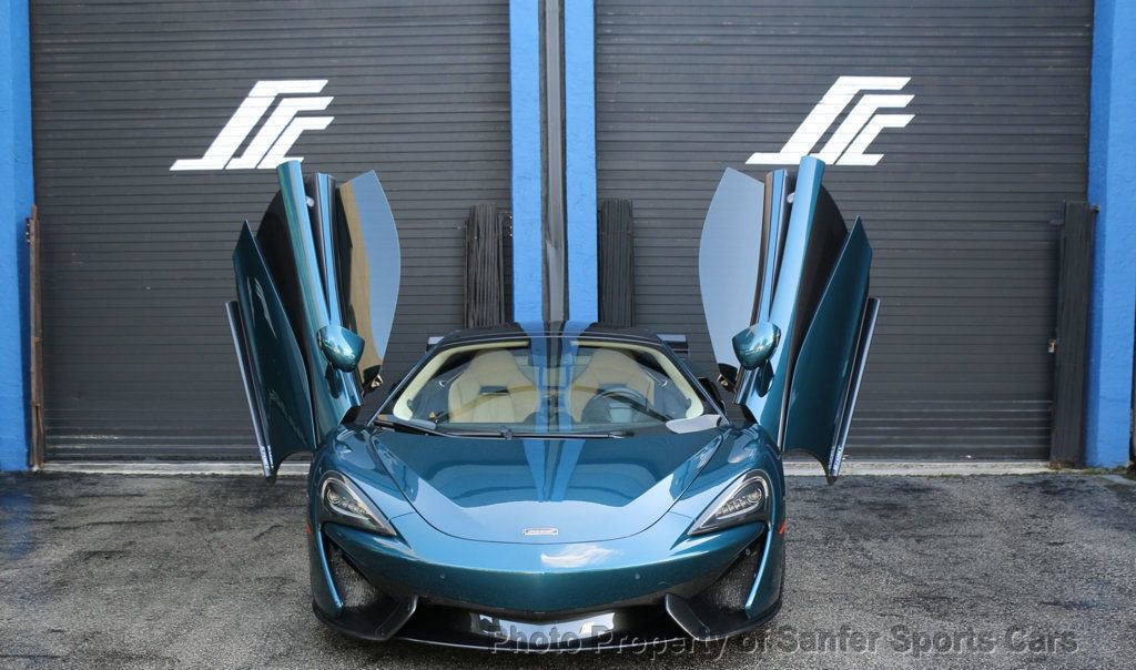 Used 2017 McLaren 570S Coupe image 9