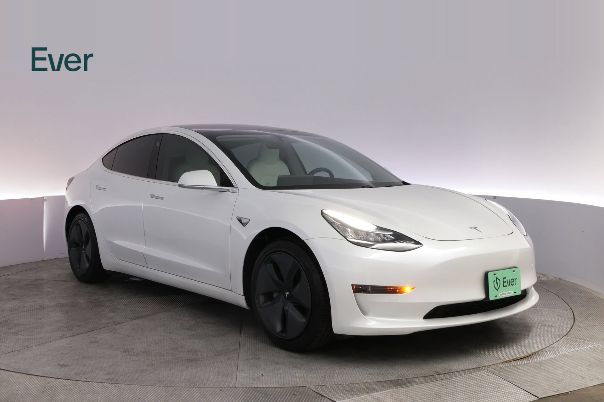 Used 2020 Tesla Model 3 Standard Range RWD image 13
