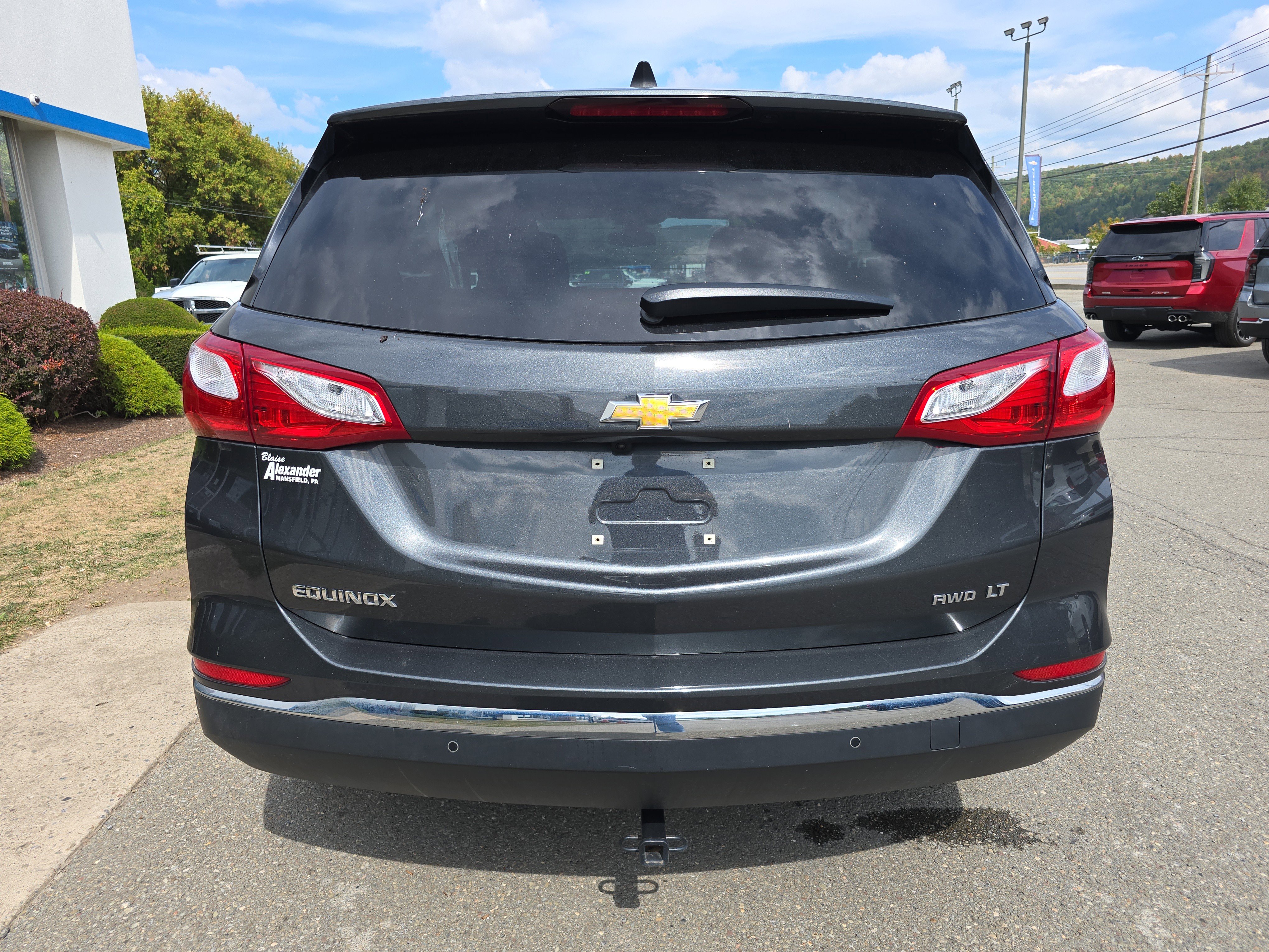 Used 2021 Chevrolet Equinox LT w/ LPO, Cargo Package image 4