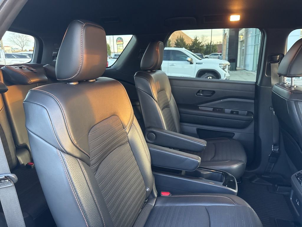 Used 2023 Nissan Pathfinder Rock Creek image 25