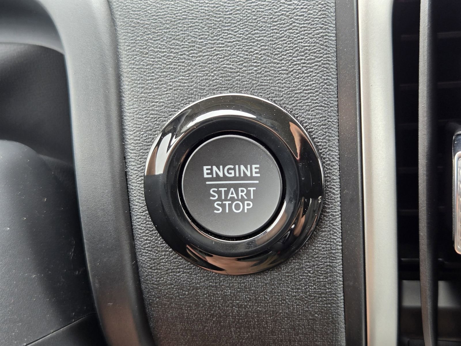 New 2026 Ford Expedition Active RWD image 23