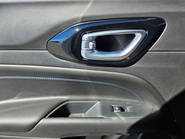 New 2026 Jeep Compass Latitude image 10