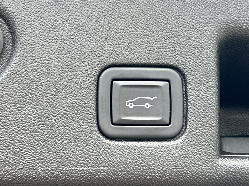 Used 2024 Chevrolet Equinox LT AWD/4WD image 37