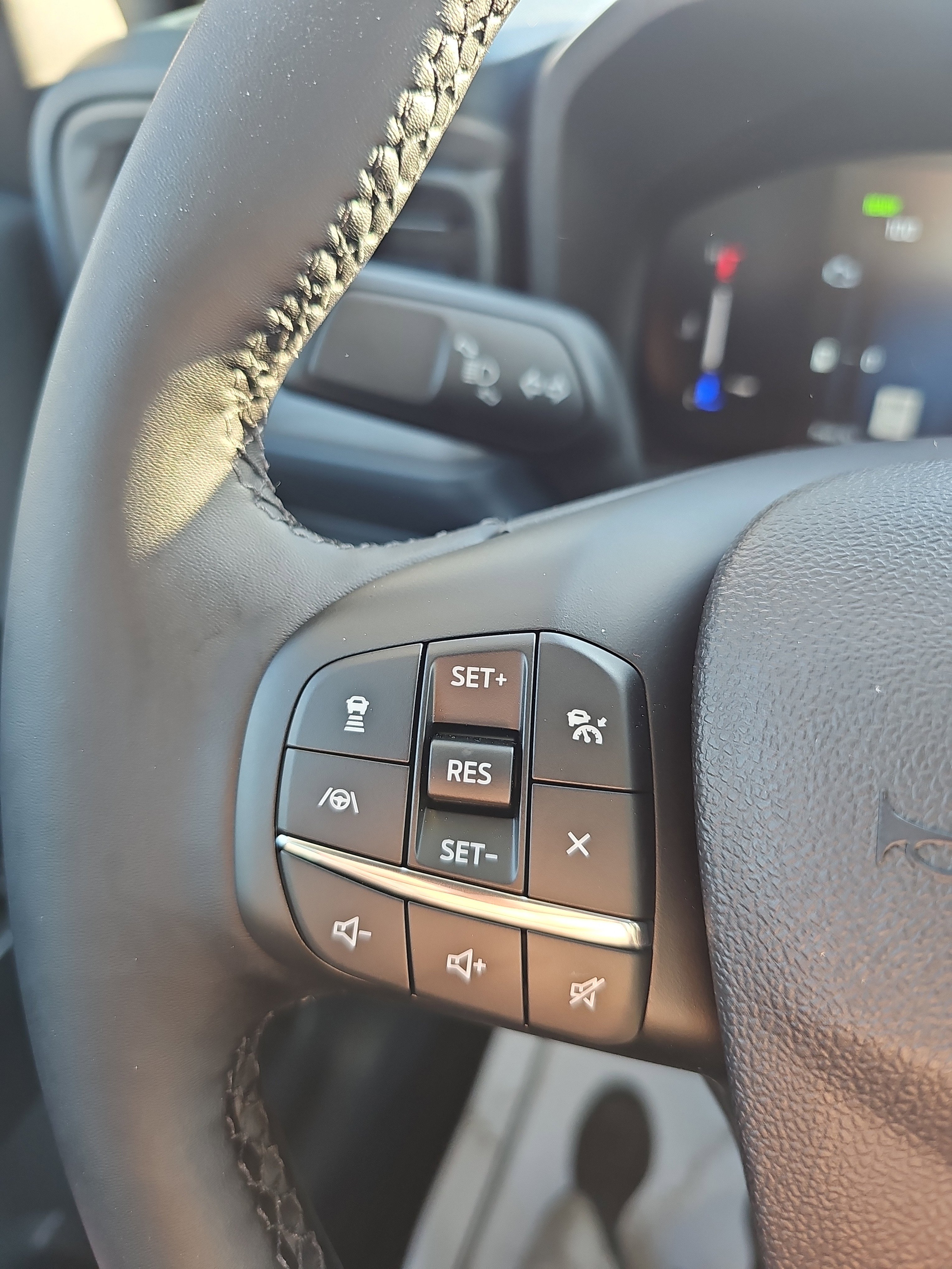 New 2026 Ford Maverick Lariat image 26