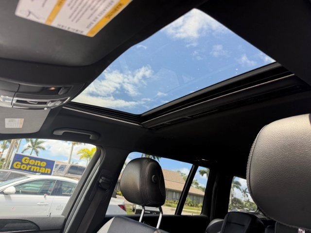 Used 2017 Mercedes-Benz GLS 450 4MATIC image 13