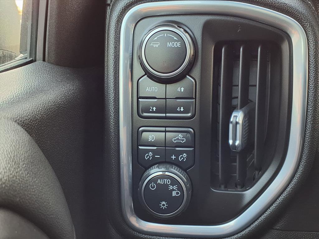 Used 2021 Chevrolet Silverado 1500 RST image 22