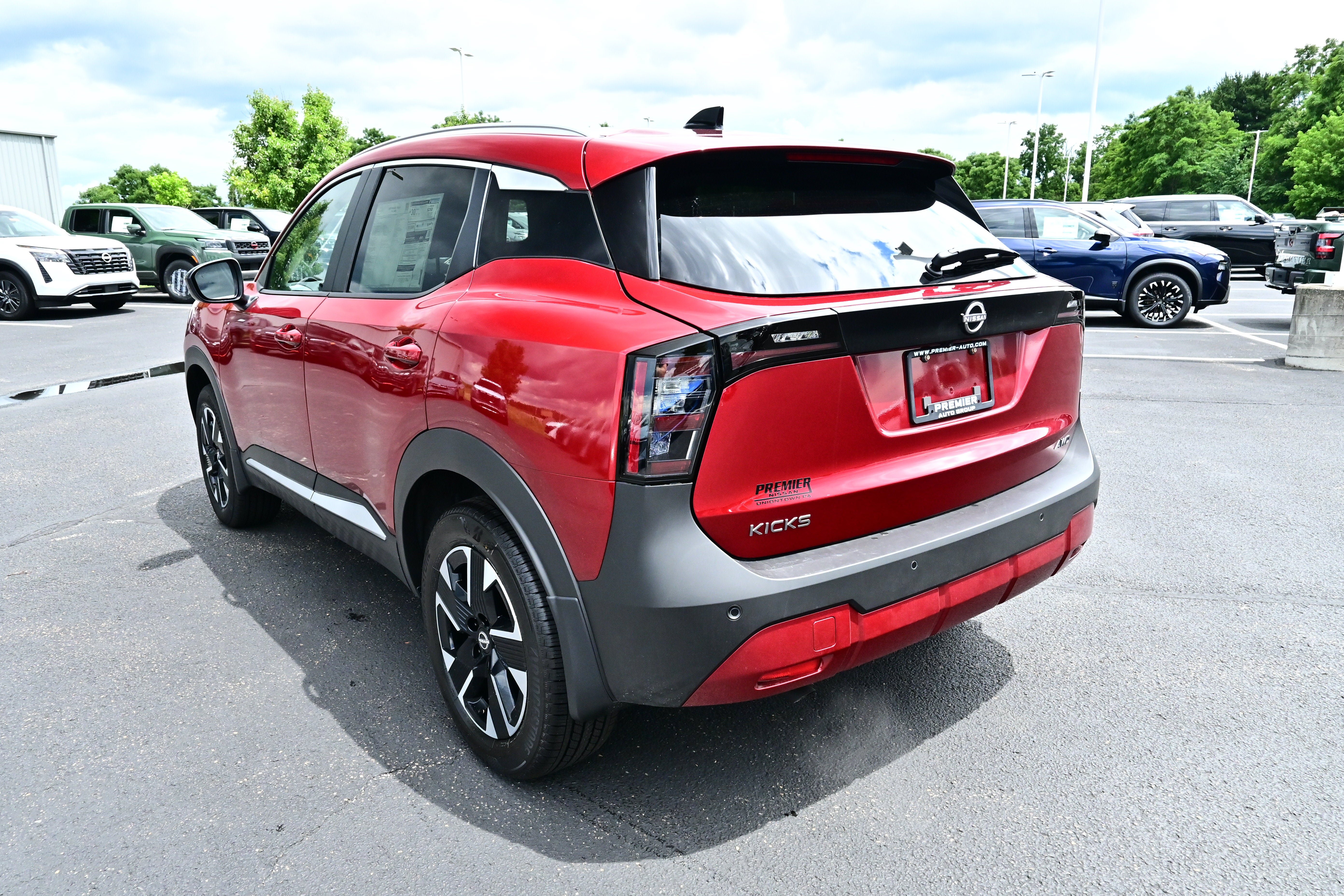 New 2026 Nissan Kicks SV w/ SV Premium Package AWD/4WD image 8