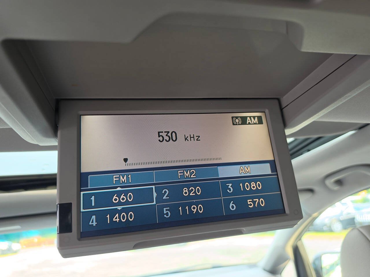 Used 2012 Honda Odyssey Touring Elite image 19