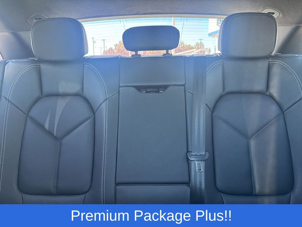 Used 2025 Porsche Macan GTS image 41