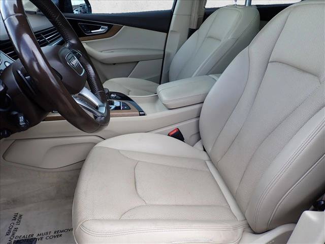 Used 2017 Audi Q7 3.0T Prestige AWD/4WD image 14