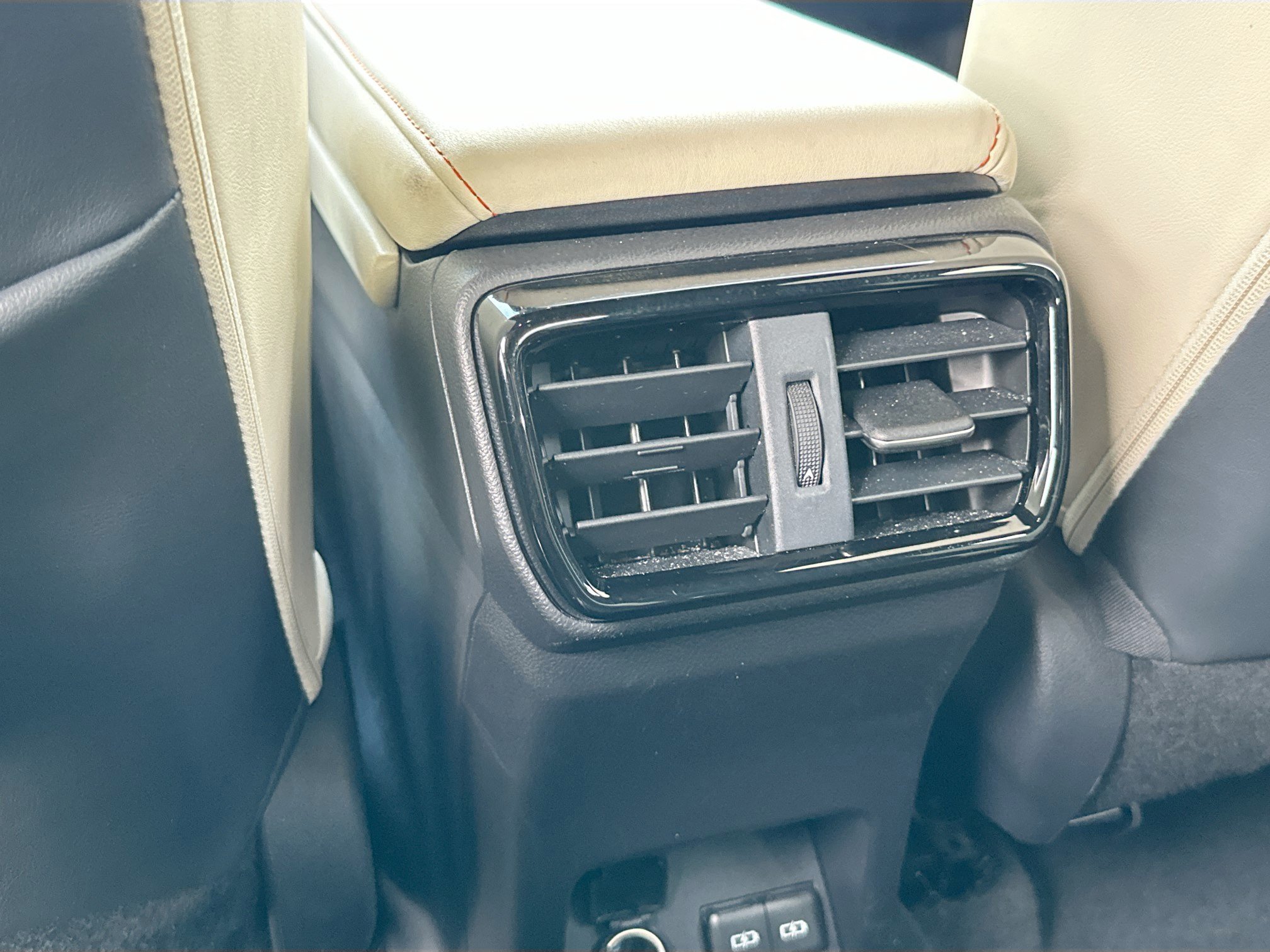 Used 2023 Lexus NX 250 FWD w/ Towing Package (2000 Lbs) image 24