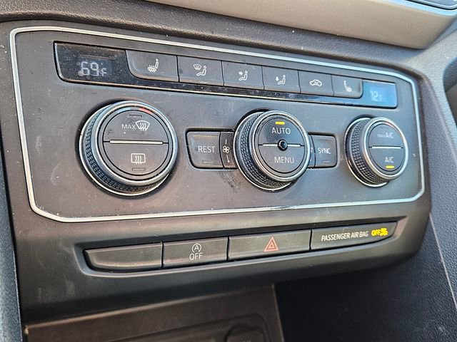 Used 2020 Volkswagen Atlas SE w/ Panoramic Sunroof Package image 22