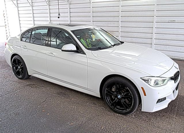 Used 2018 BMW 330i xDrive Sedan AWD/4WD image 4