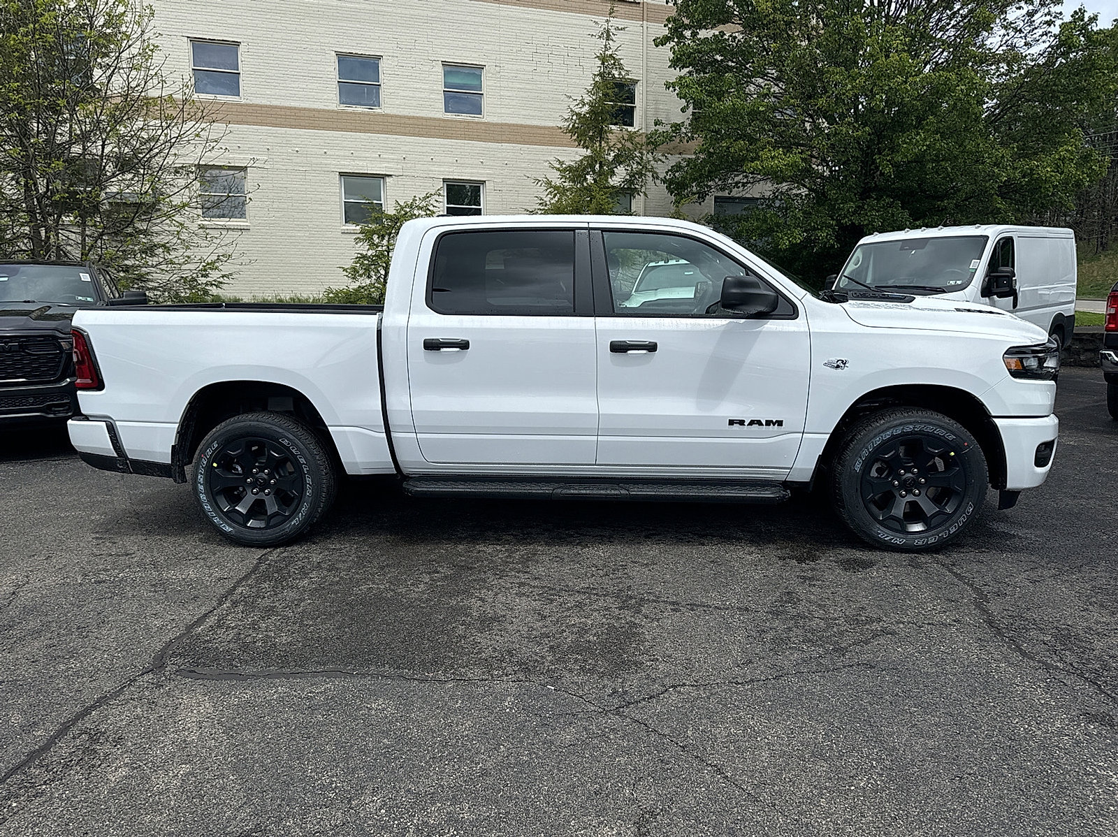 New 2026 RAM 1500 Express AWD/4WD image 7