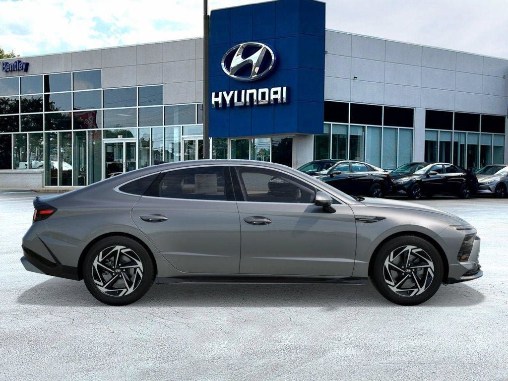 New 2025 Hyundai Sonata SEL FWD image 9