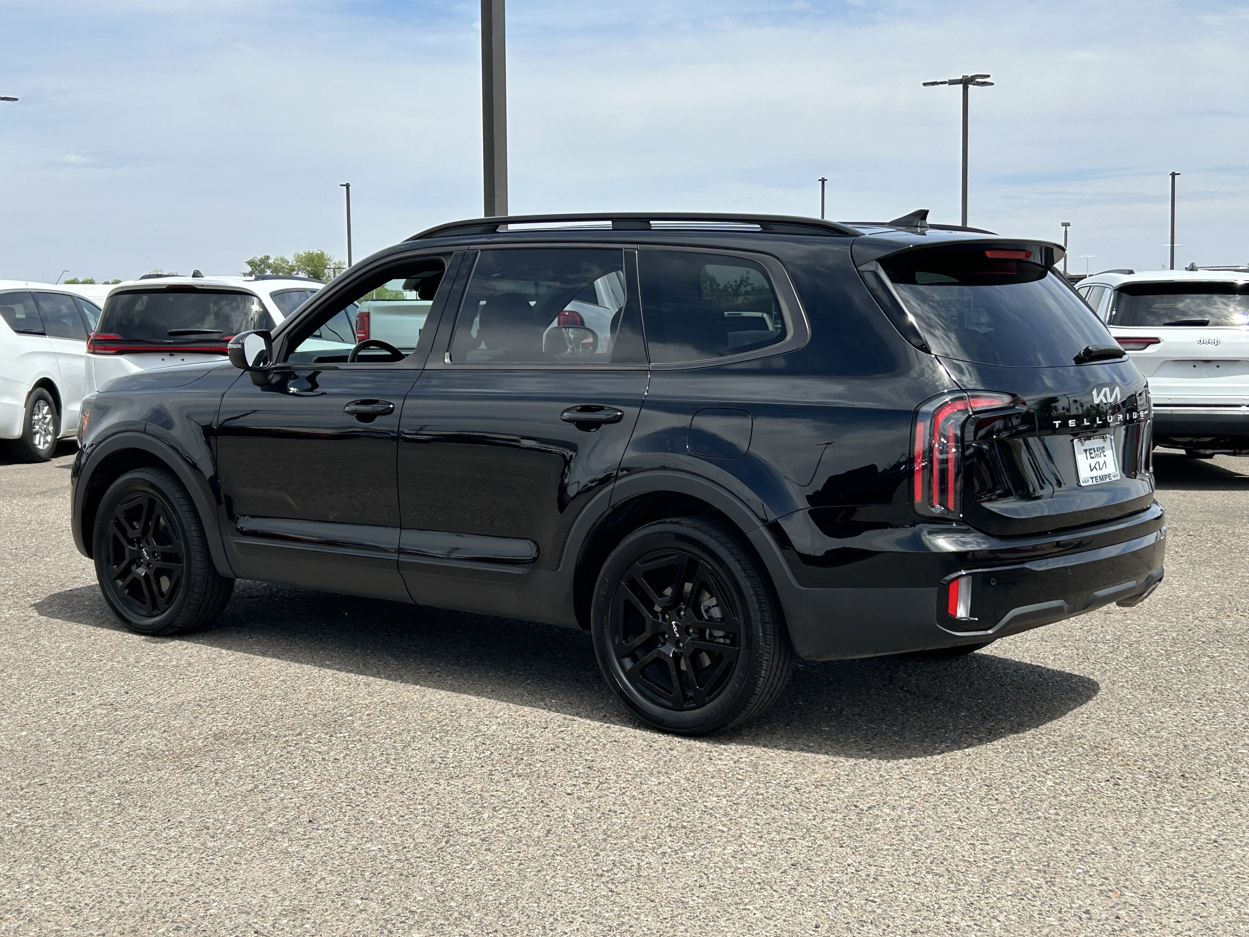 Used 2024 Kia Telluride EX X-Line image 4