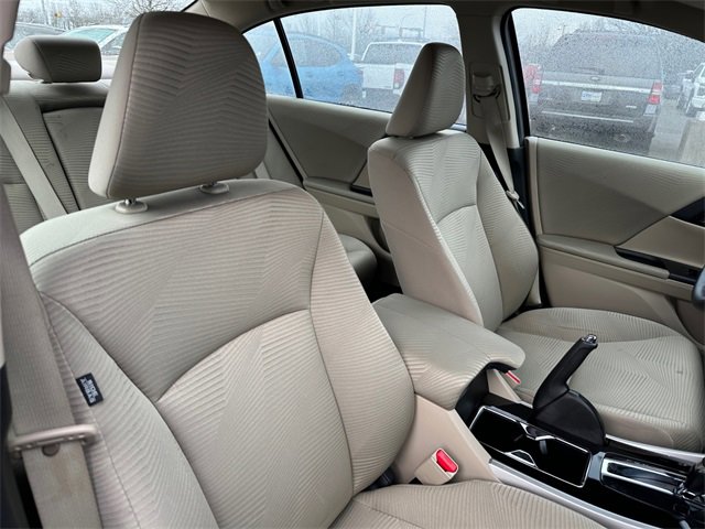 Used 2016 Honda Accord LX image 29
