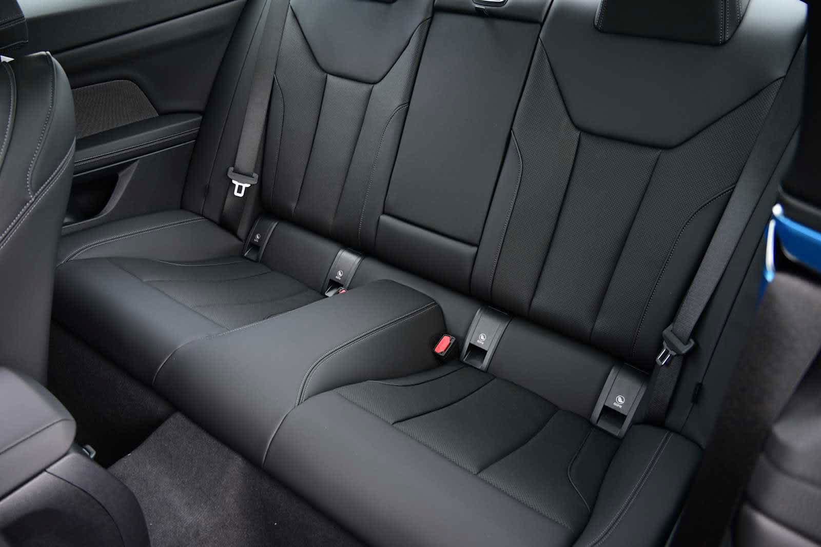 Used 2025 BMW 430i Coupe w/ M Sport Package RWD image 8