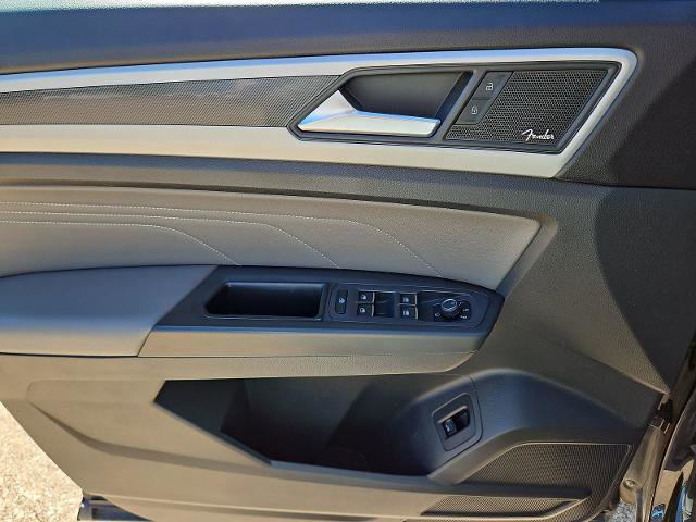 Used 2022 Volkswagen Atlas SEL Premium AWD/4WD image 23