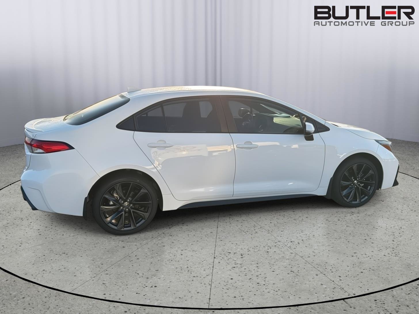 Used 2024 Toyota Corolla SE FWD image 7