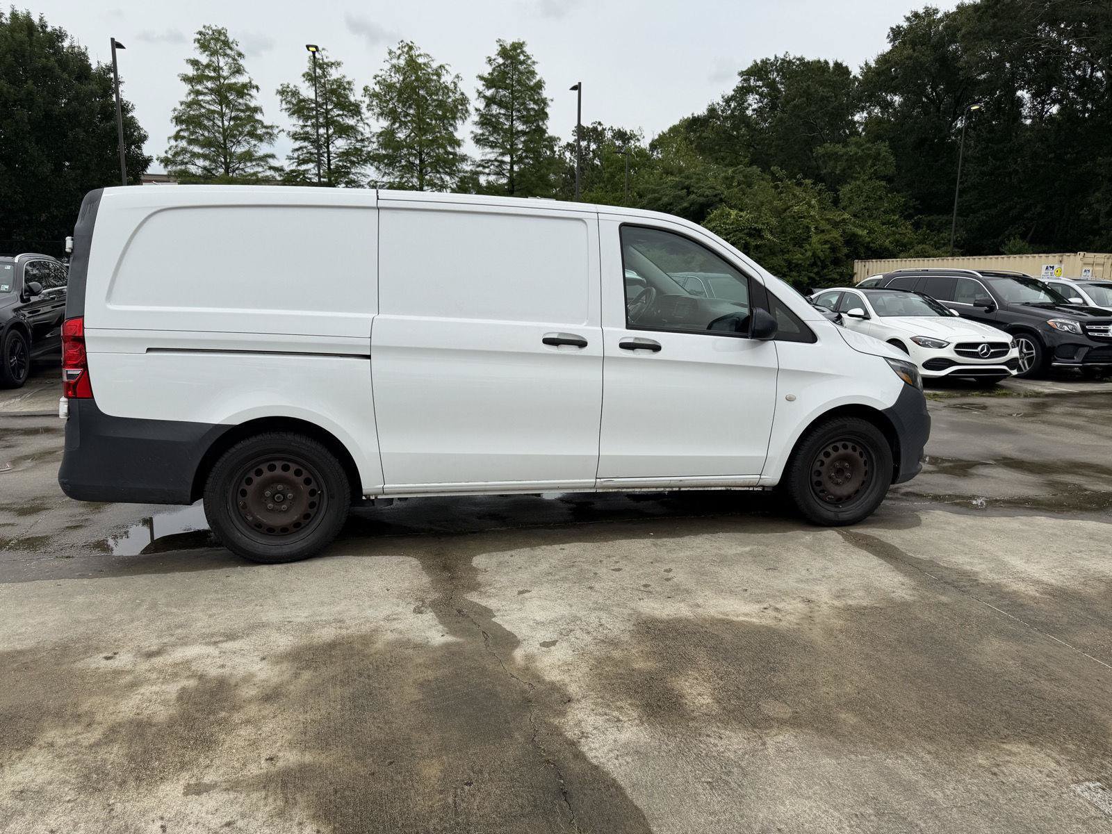Used 2018 Mercedes-Benz Metris image 24
